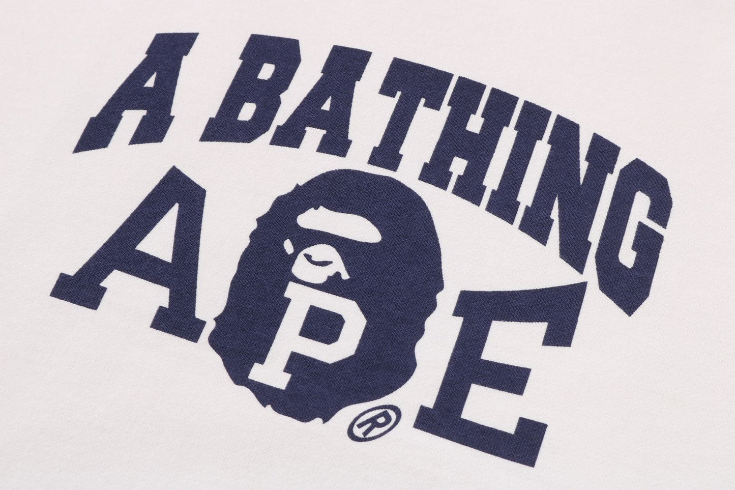 BAPE 洗水效果圓領運動衫