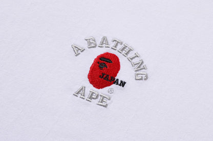 BAPE 大學一點刺繡T恤