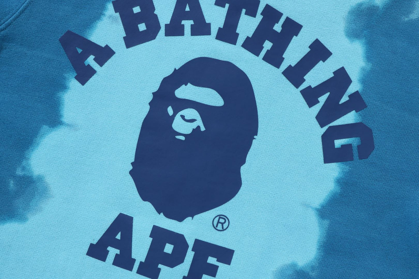 BAPE 漸層大學款拉鍊連帽外套