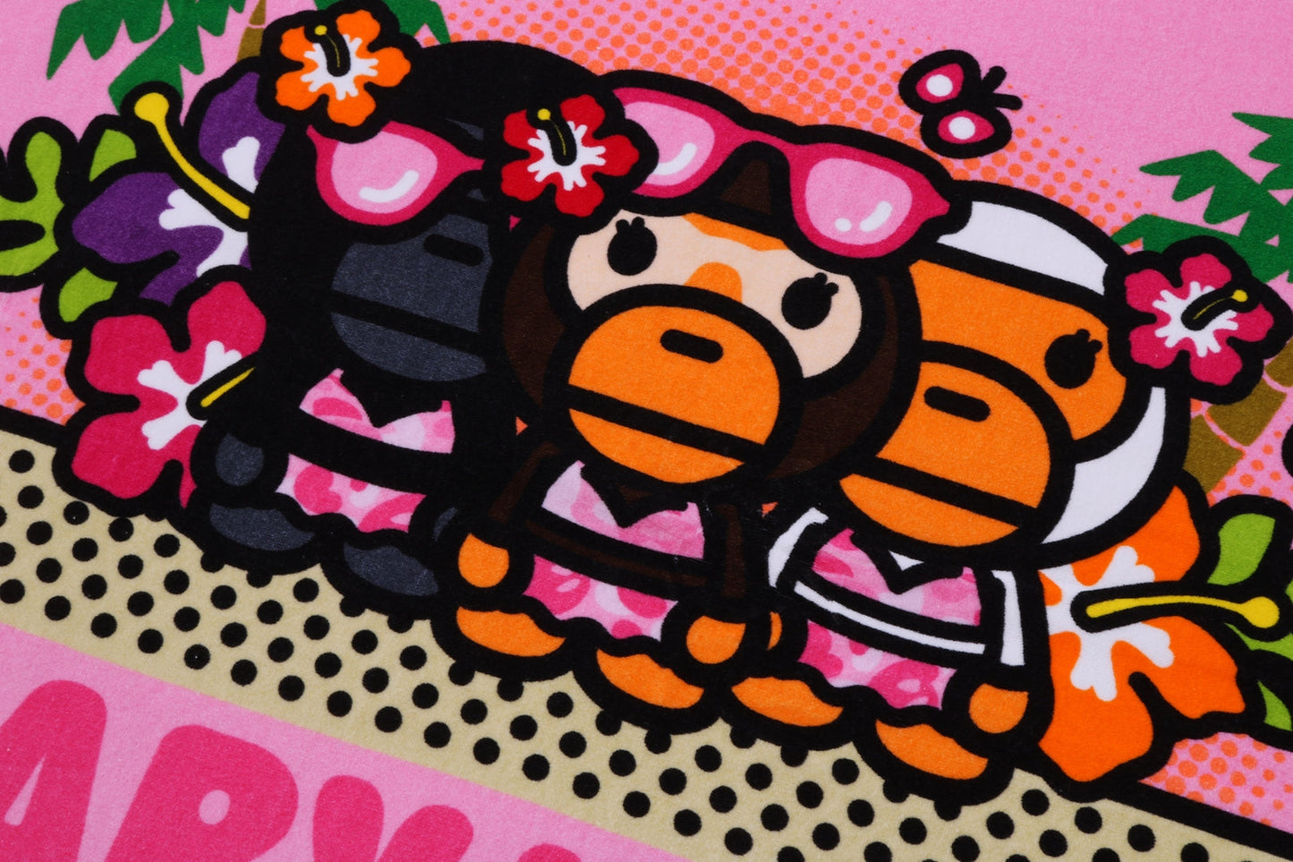 BAPE BEACH SUMMER LISA 女孩沙灘毛巾