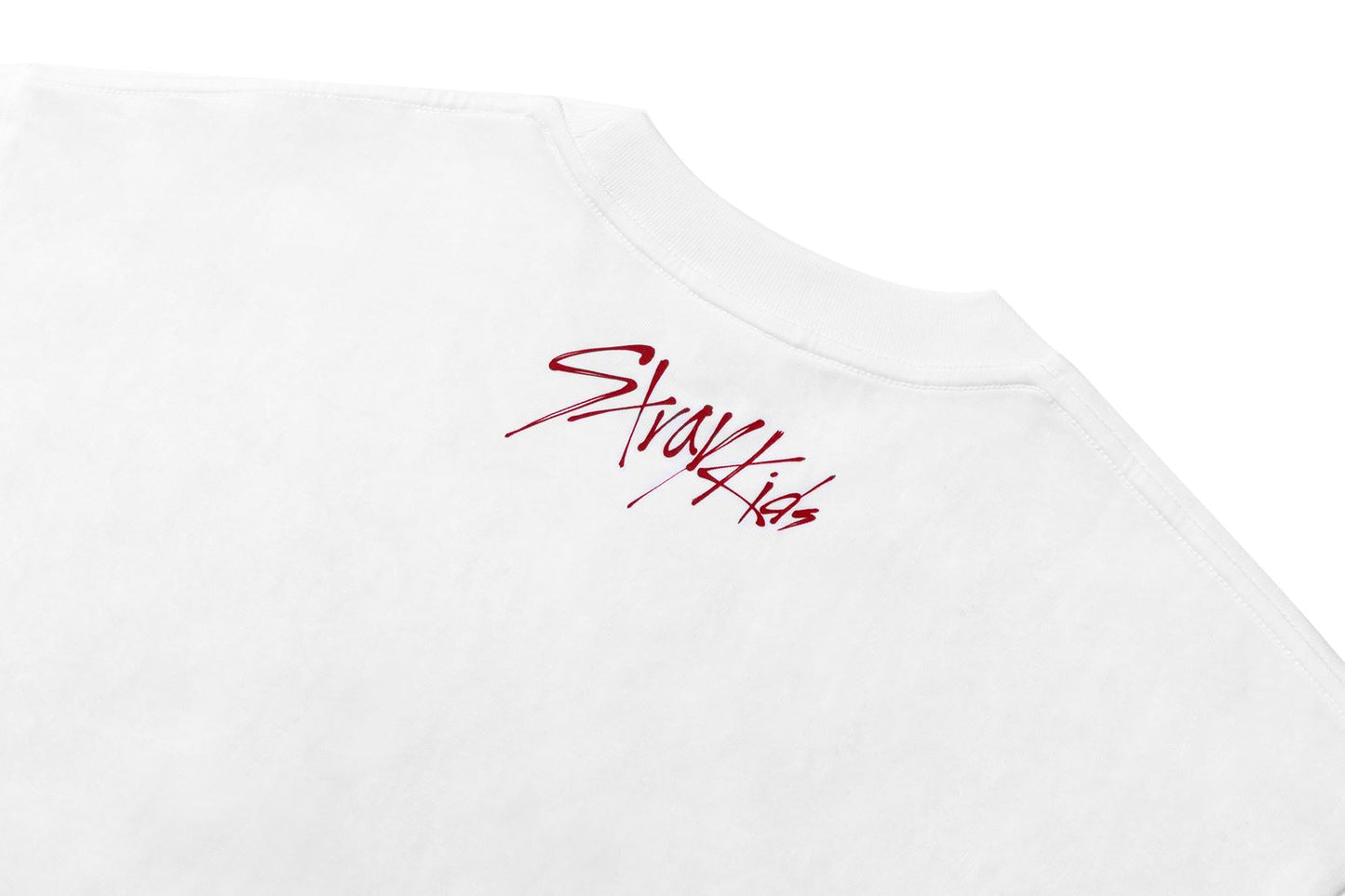 BAPE X STRAY KIDS BABY MILO 與 SKZOO 家族寬鬆版 T 恤