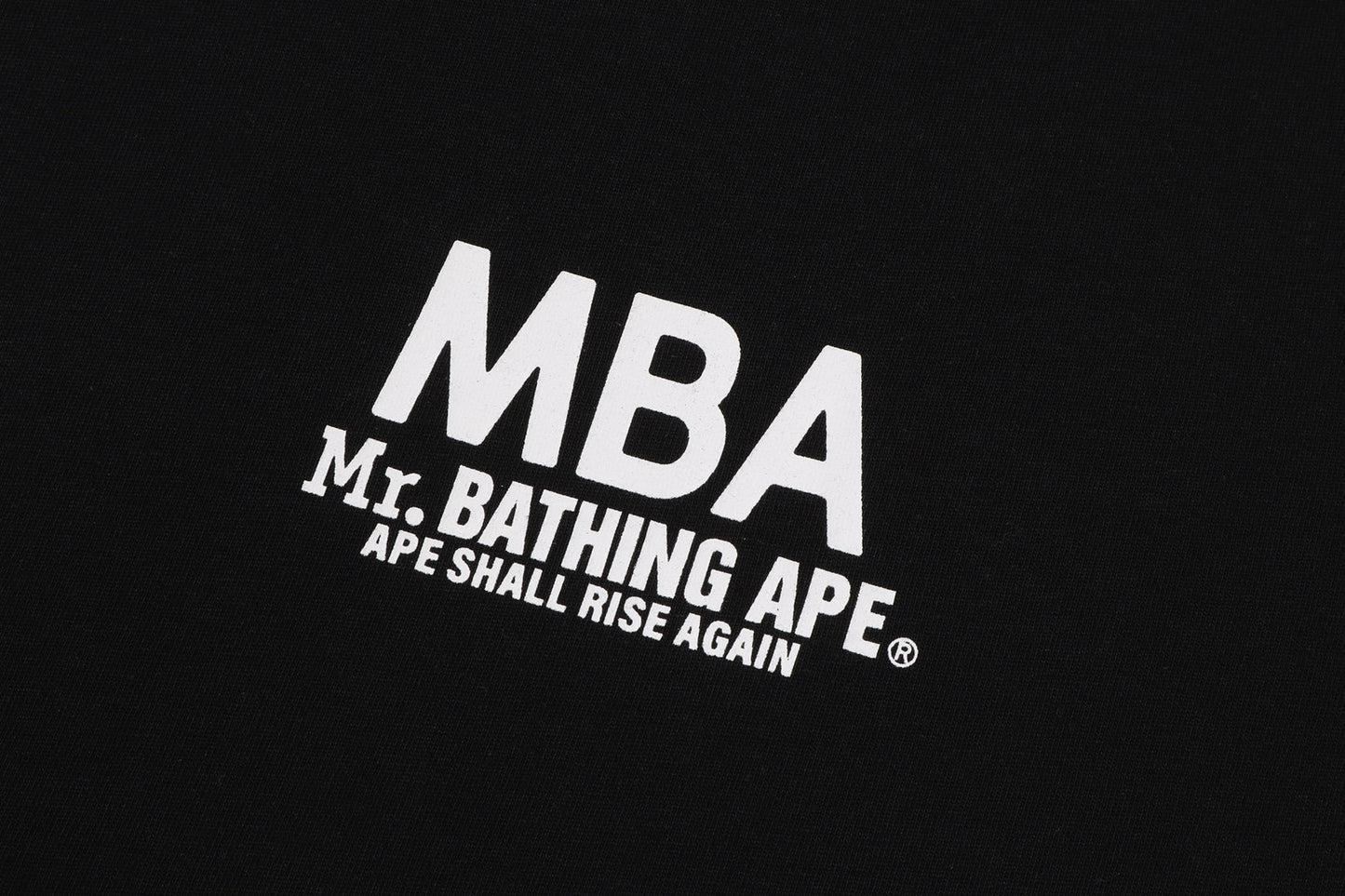 BAPE 鞍印圖案T恤
