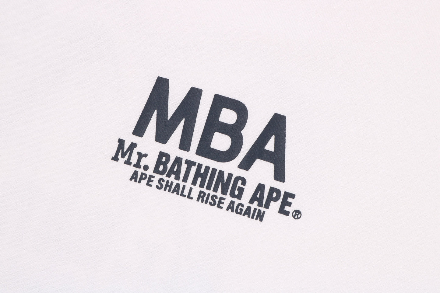 BAPE 鞍印圖案T恤