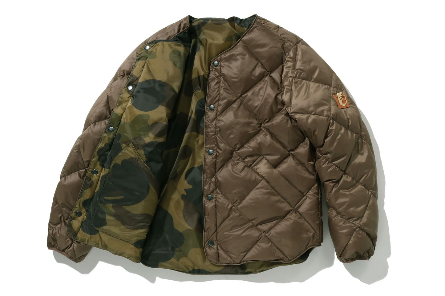 BAPE 輕量羽絨外套