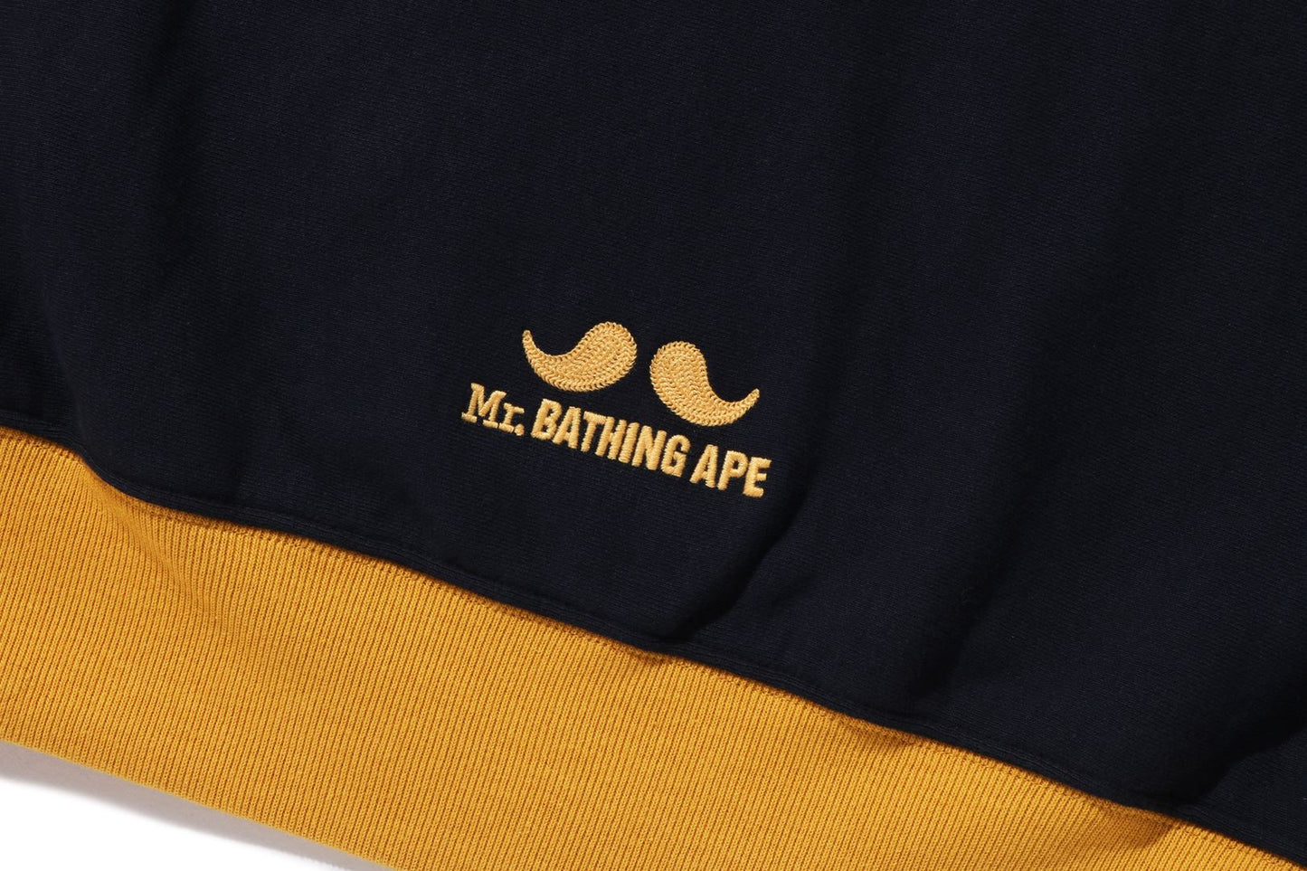 BAPE PULL OVER SWEAT SHIRT