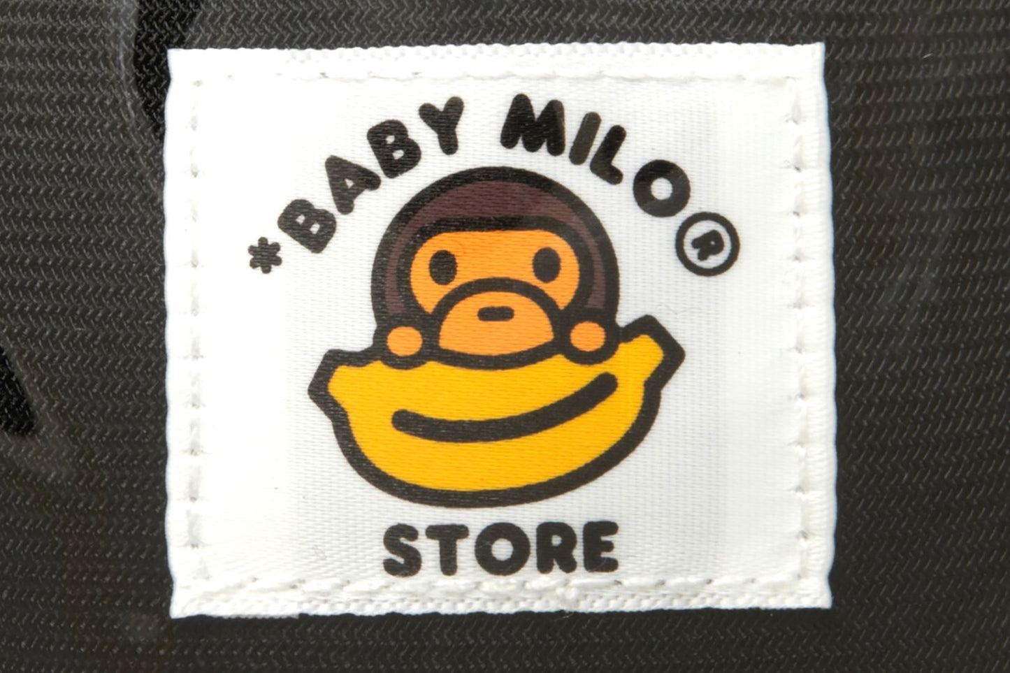 BAPE BABY MILO 毛絨手機包