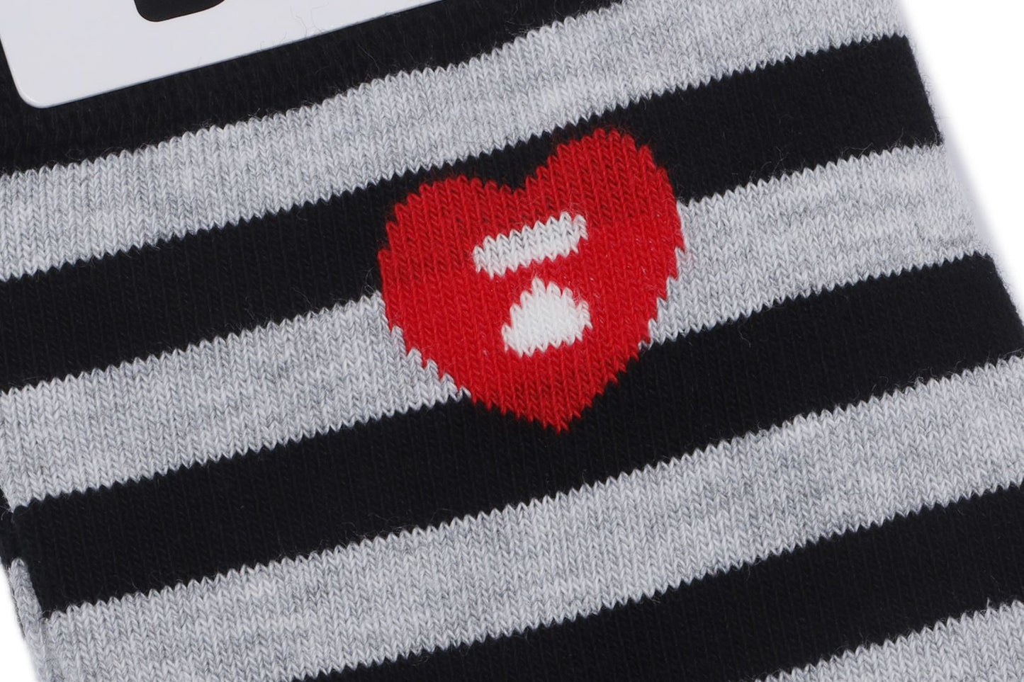 BAPE 心形刺繡徽章條紋襪子