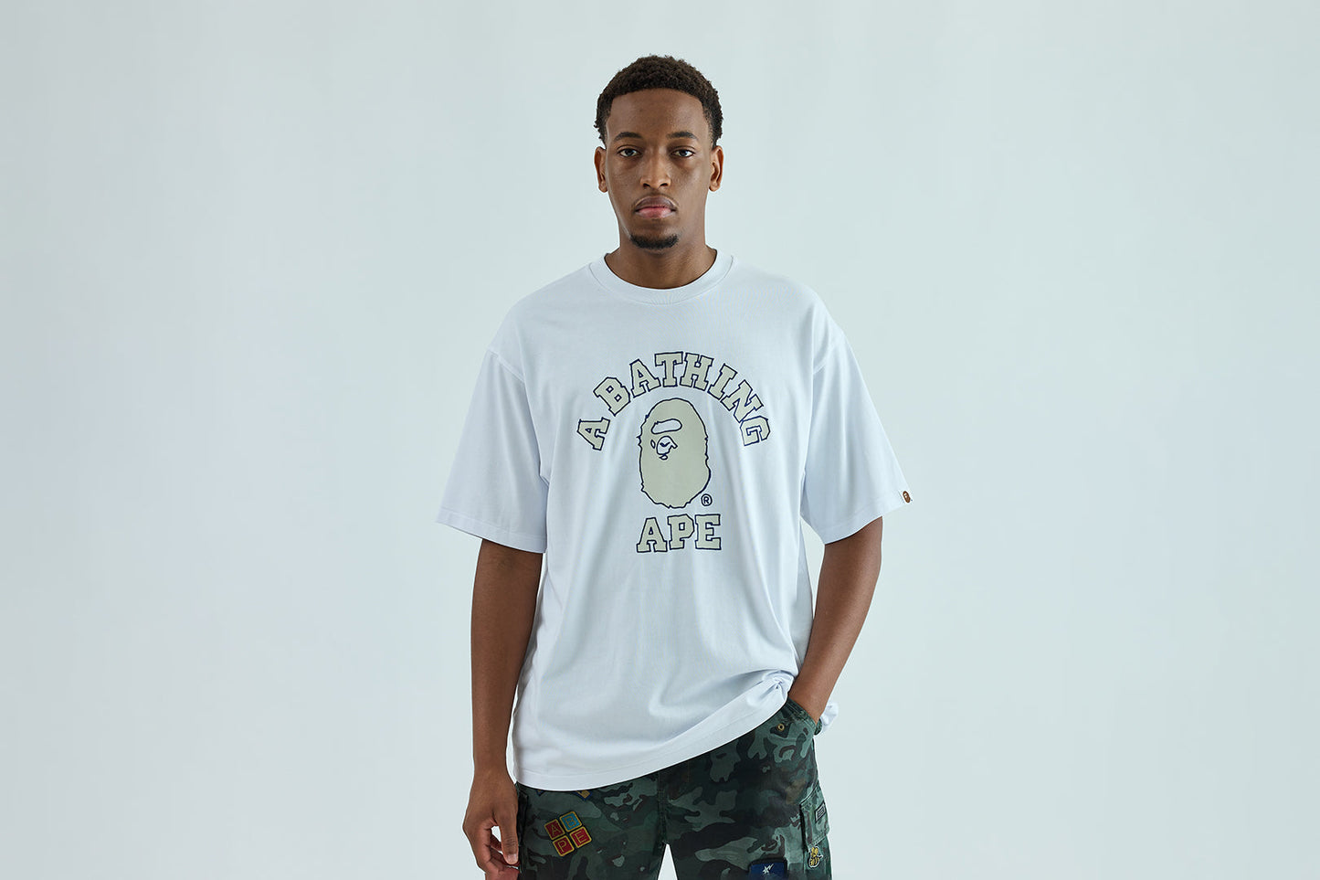 BAPE 手繪輪廓大學休閒版型短袖T恤