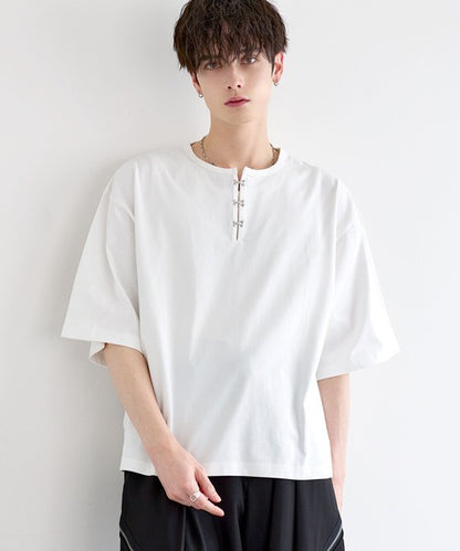 日本代購｜LILL LILL（リル） ヘンリーネック tシャツ シルバーパーツヘビーウエイトコットンヘンリーネックハーフスリーブカットソー メンズ レディース【チャコールグレー / XL】｜ZOZOTOWN