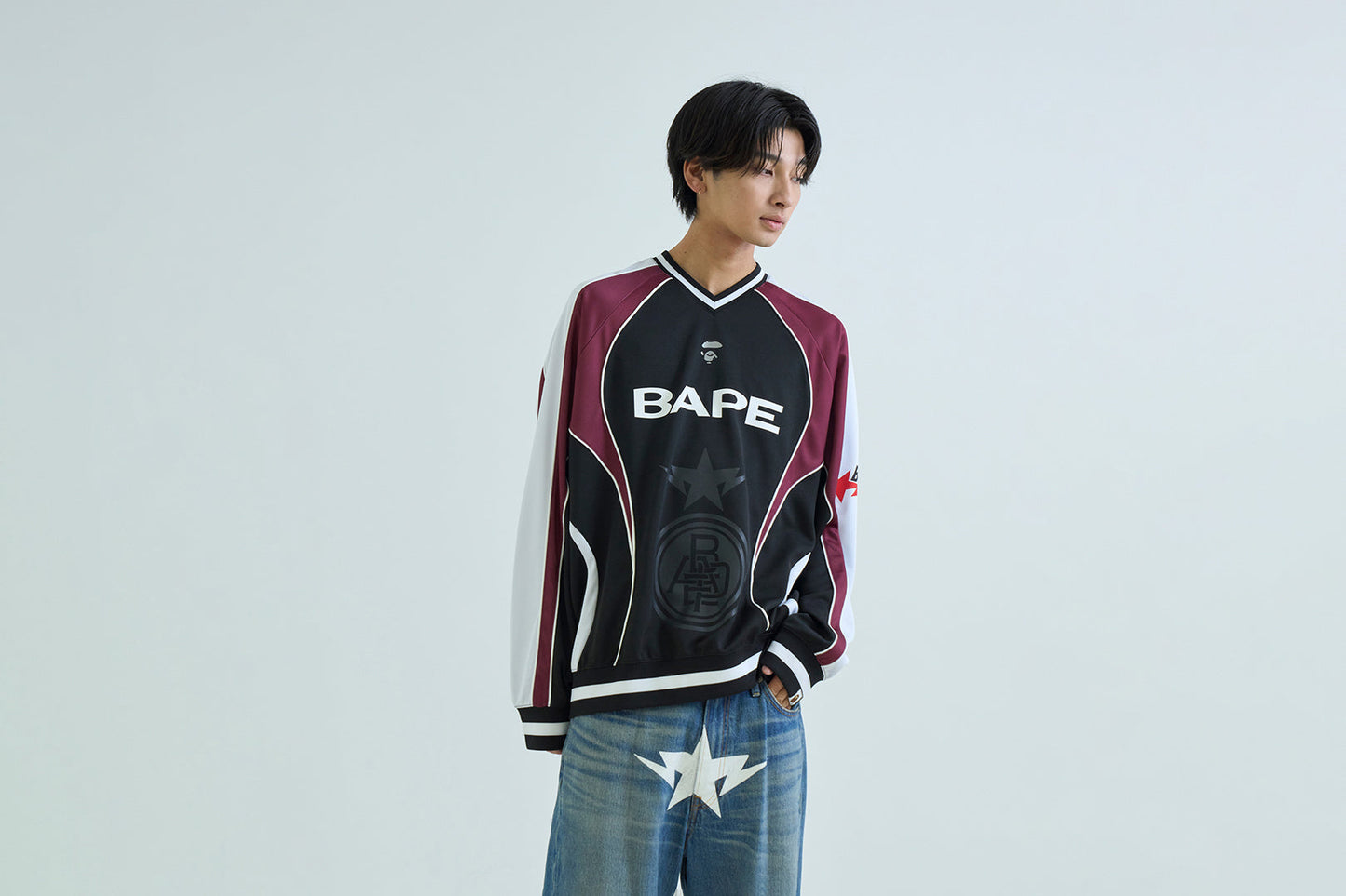 BAPE 足球標誌暖身放鬆版長袖T恤