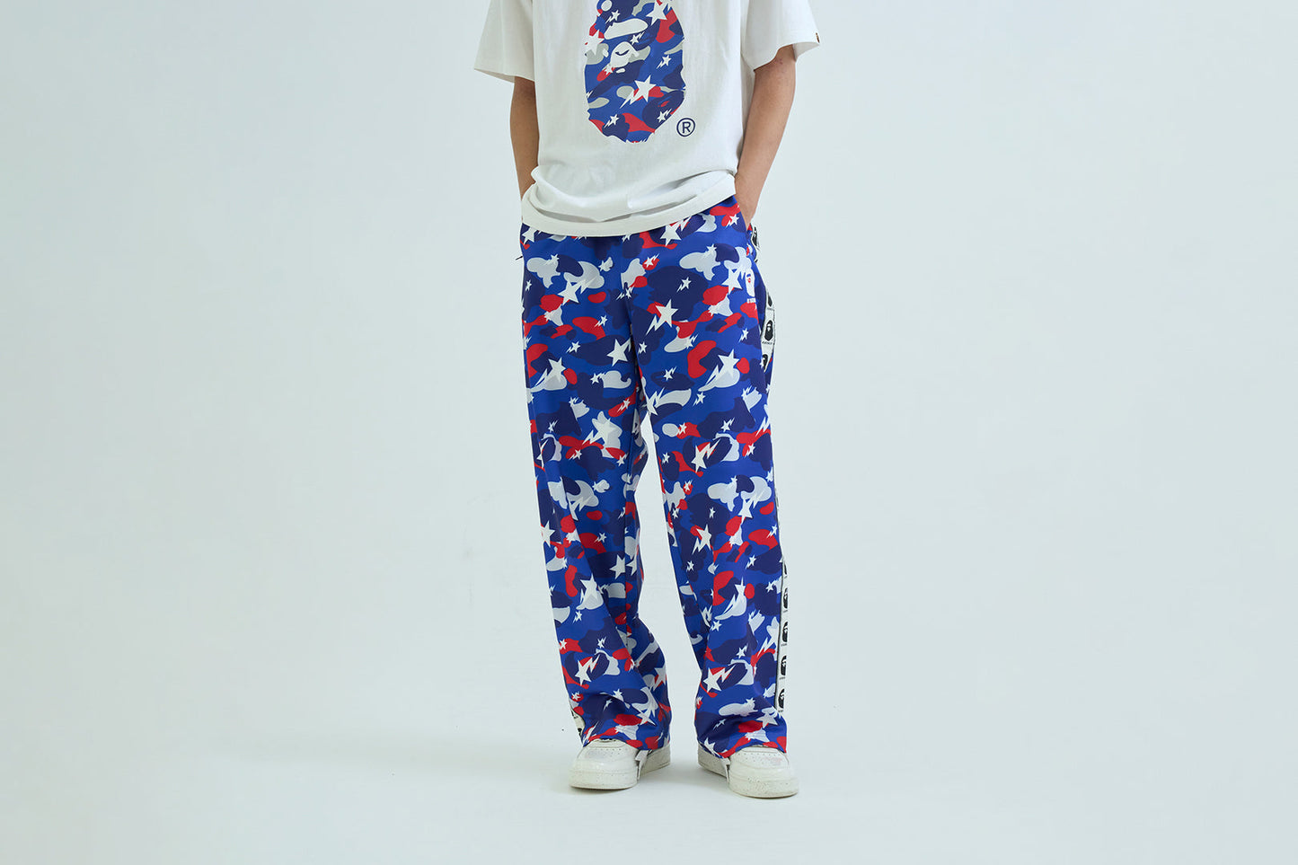 BAPE STA STRIKE CAMO 寬鬆版迷彩運動褲