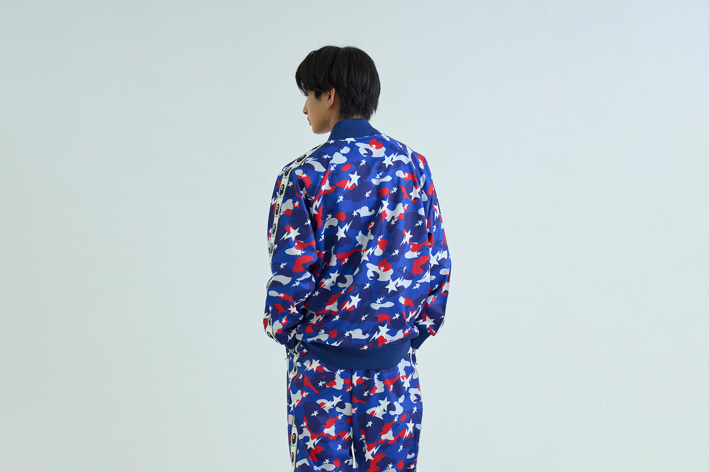BAPE STA STRIKE CAMO 放鬆版運動外套