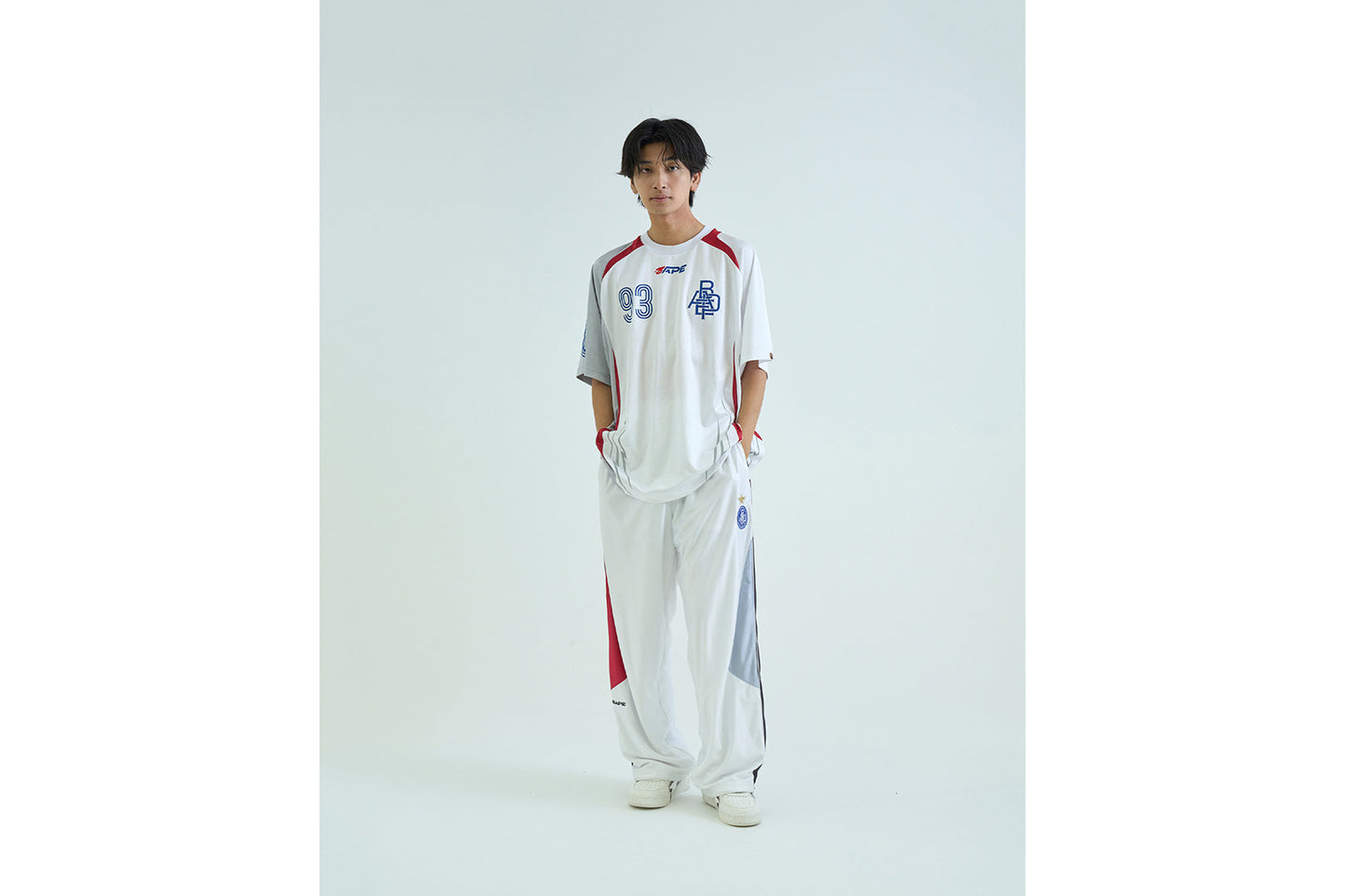 BAPE APA FRAME PATTERN MULTI LOGO RELAXED FIT 足球球衣