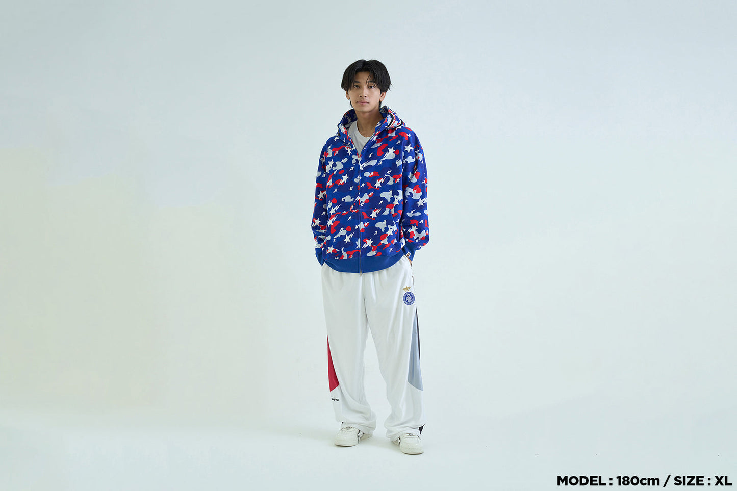 BAPE STA STRIKE CAMO SHARK 寬鬆版全拉鍊連帽外套
