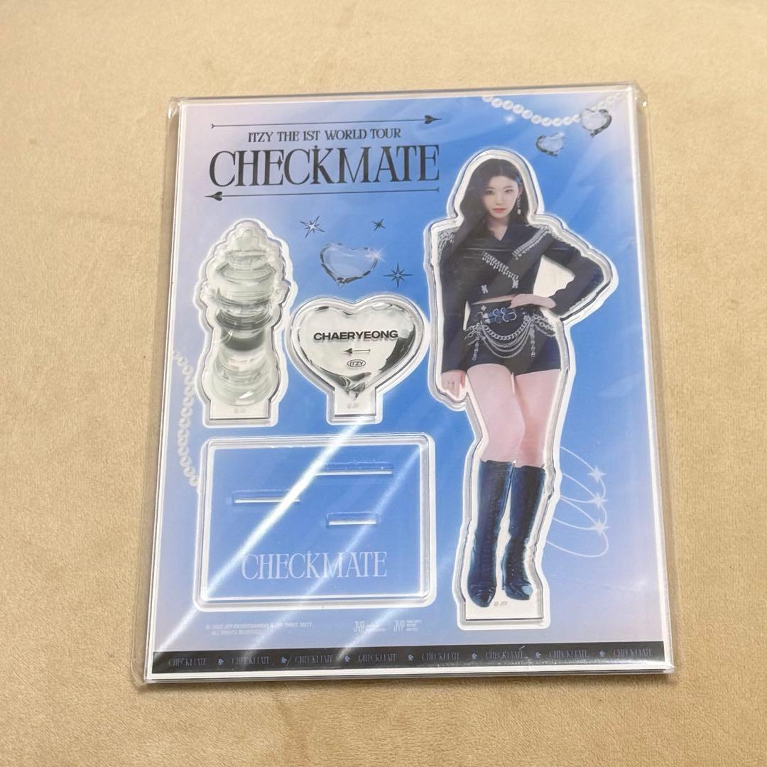 日本代購｜ITZY チェリョン 亞克力擺飾 - CHECKMATE｜Mercari