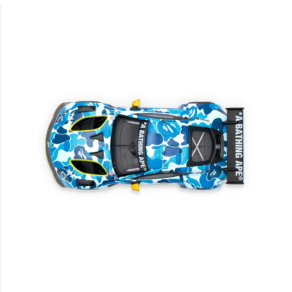 日本代購｜BAPE 模型車 - ® X ASTON MARTIN GT3 1/64 模型車 - 藍色｜1:64スケール
