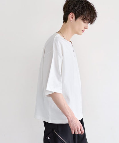 日本代購｜LILL LILL（リル） ヘンリーネック tシャツ シルバーパーツヘビーウエイトコットンヘンリーネックハーフスリーブカットソー メンズ レディース【チャコールグレー / XL】｜ZOZOTOWN