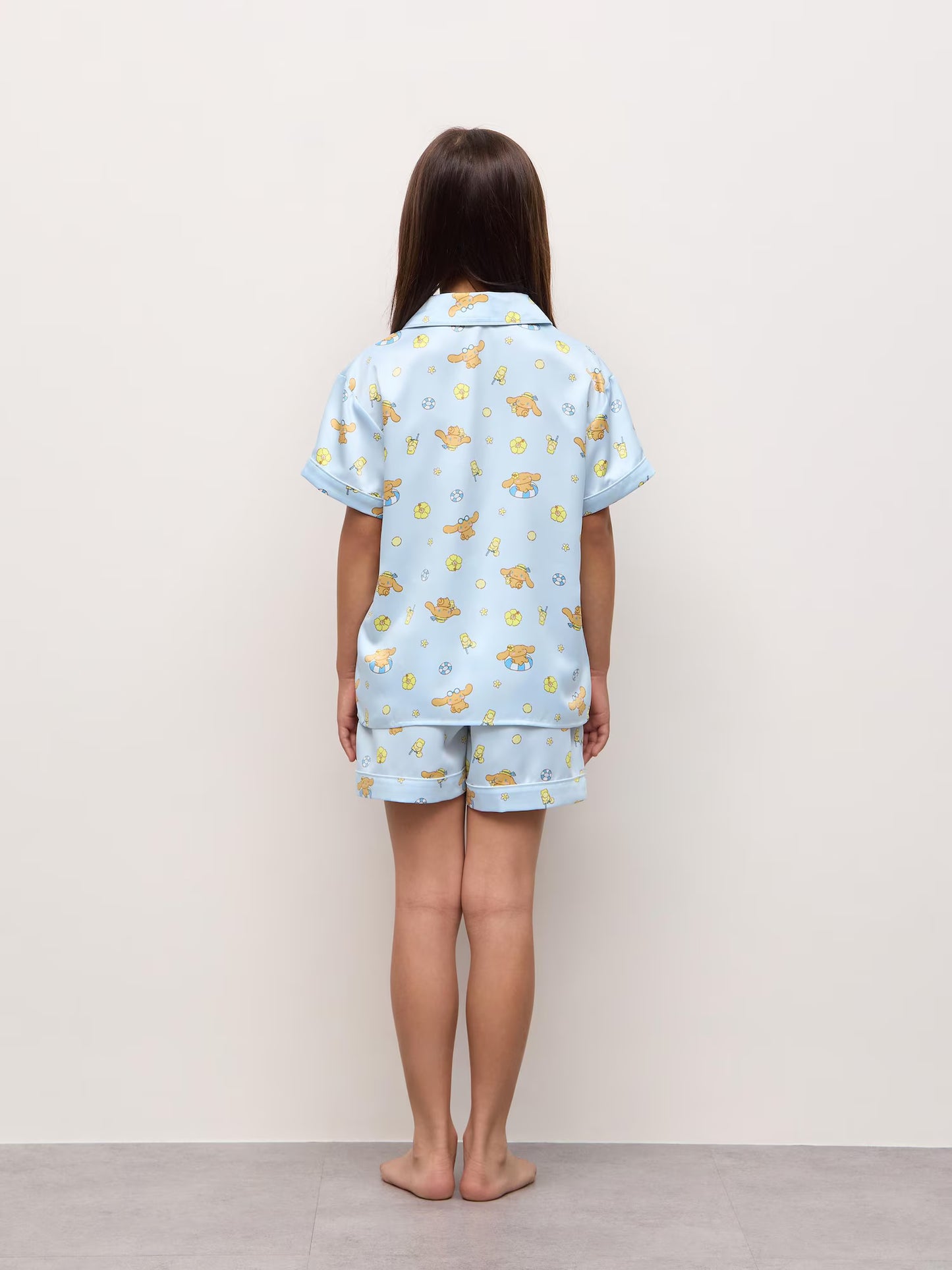 日本代購｜GU 三麗鷗角色 睡衣 - GIRLSサテン睡衣(半袖&短褲) 藍色 140cm｜GU
