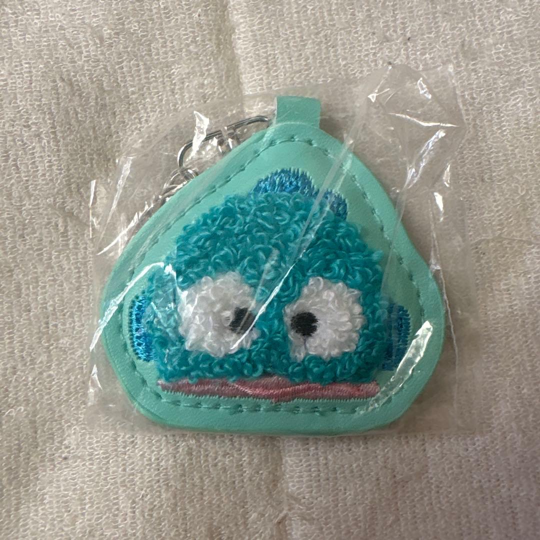 日本代購｜三麗鷗 哈囉凱蒂 鑰匙圈 - 刺繡鑰匙圈｜Mercari