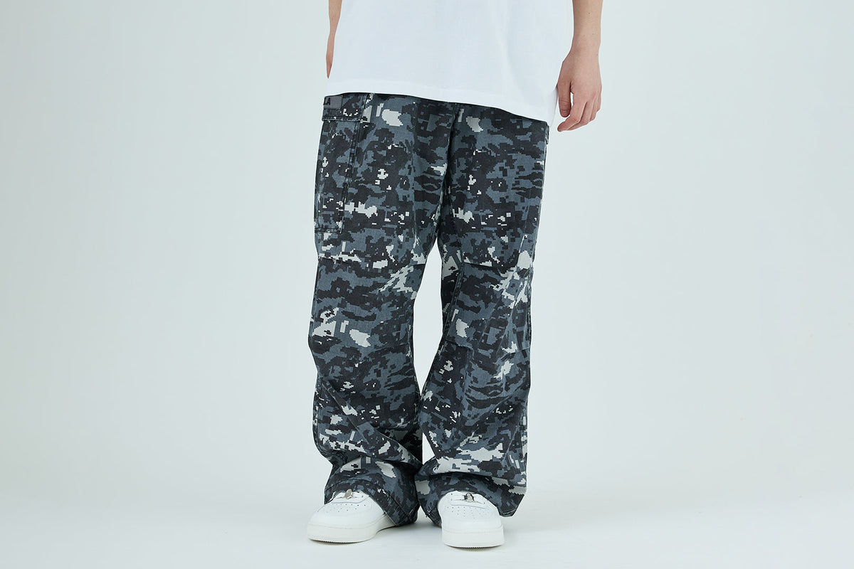 BAPE MULTI PIXEL CAMO 寬版運動長褲