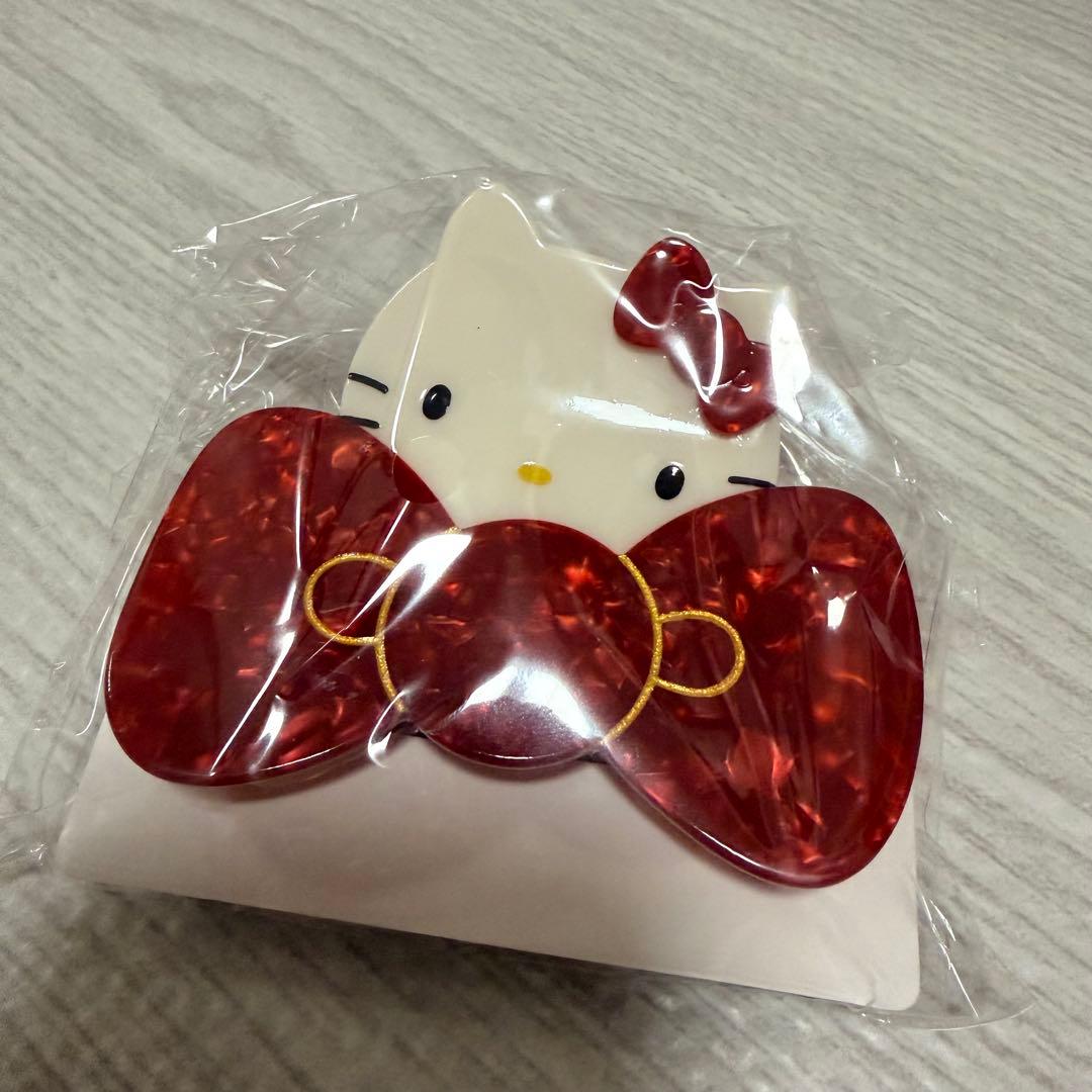 日本代購｜哈囉凱蒂 哈囉凱蒂 髮夾 - CosmeKitchen 髮夾｜Mercari