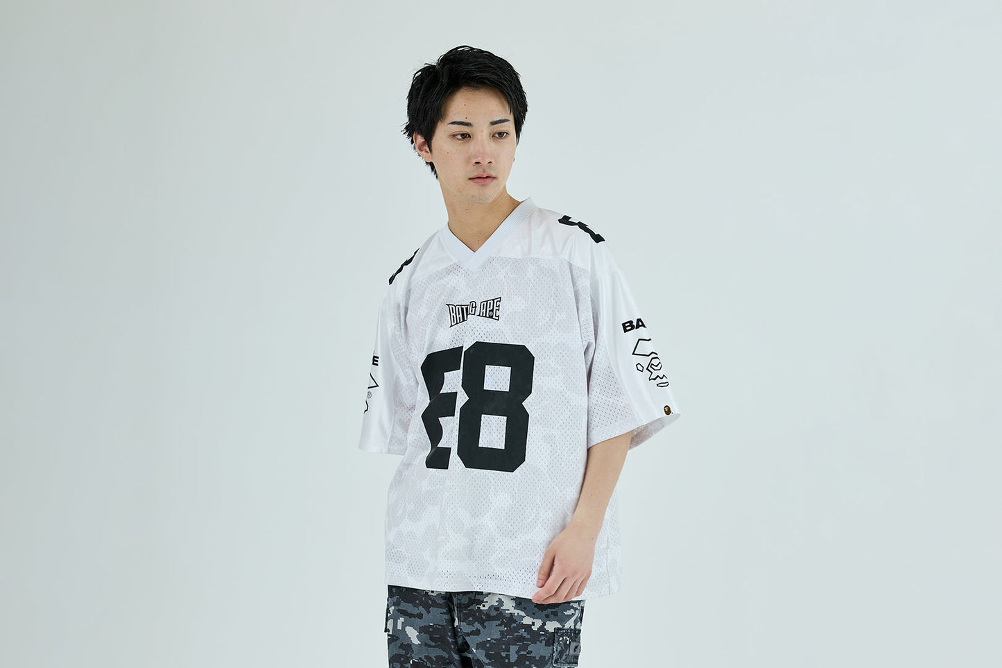BAPE SOLID CAMO MULTI LOGO 寬鬆版足球球衣T恤