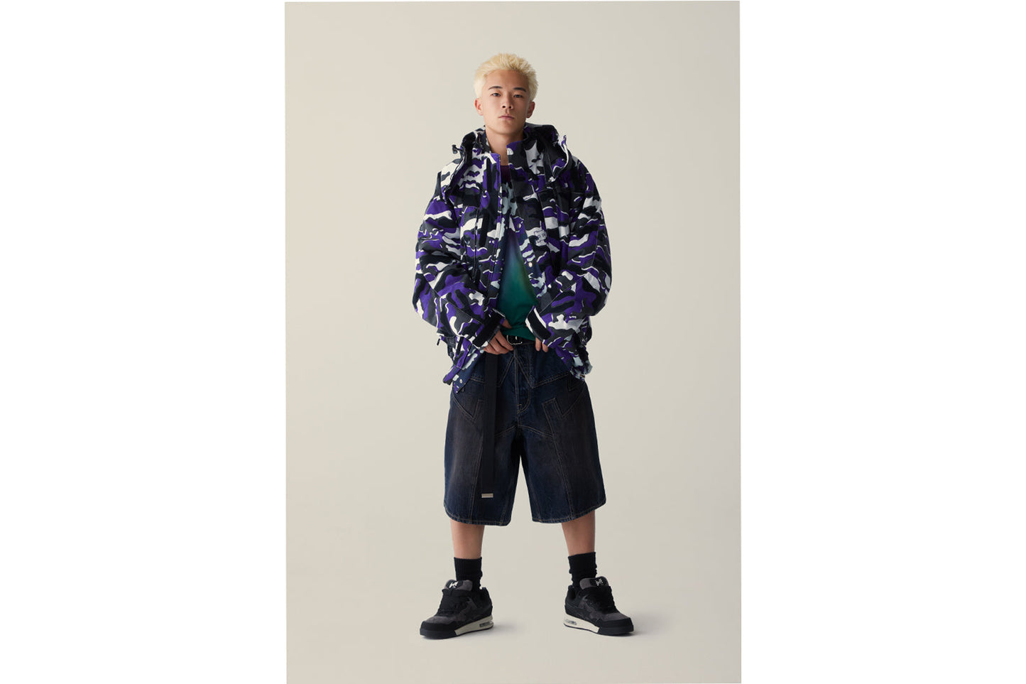 BAPE GLITCH WOODLAND CAMO 短款滑雪夾克