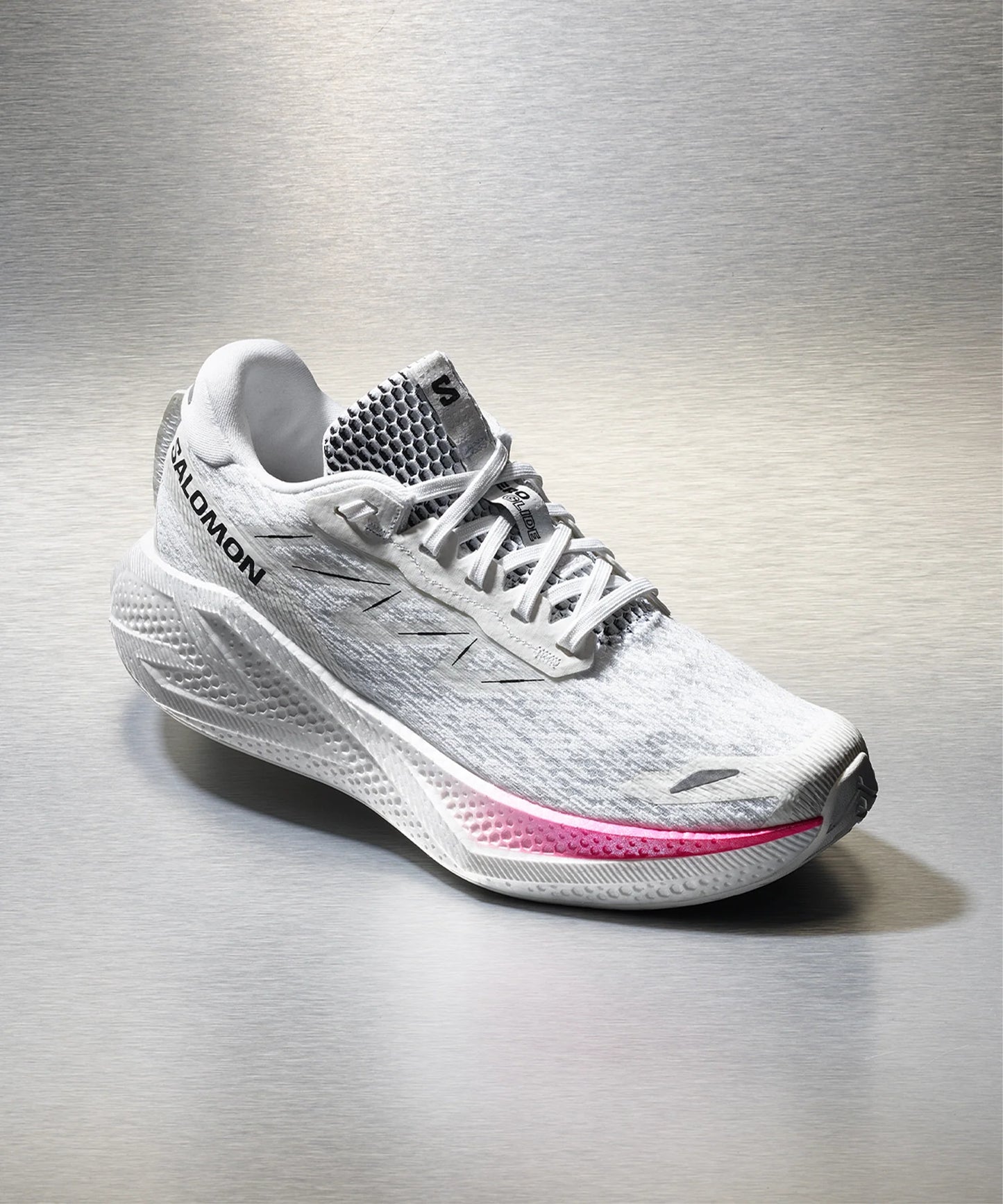 日本代購｜Salomon 鞋子 - AERO GLIDE 4 白色運動鞋｜サロモン公式オンラインストア
