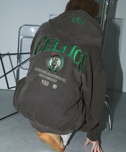 日本代購｜NBA NBA パーカー NBA/エヌビーエー 別注 チームロゴ刺繍バックデザイン ピグメント加工ビッグシルエット裏起毛ダブルジップパーカー メンズ レディース【ブラック / M】｜ZOZOTOWN
