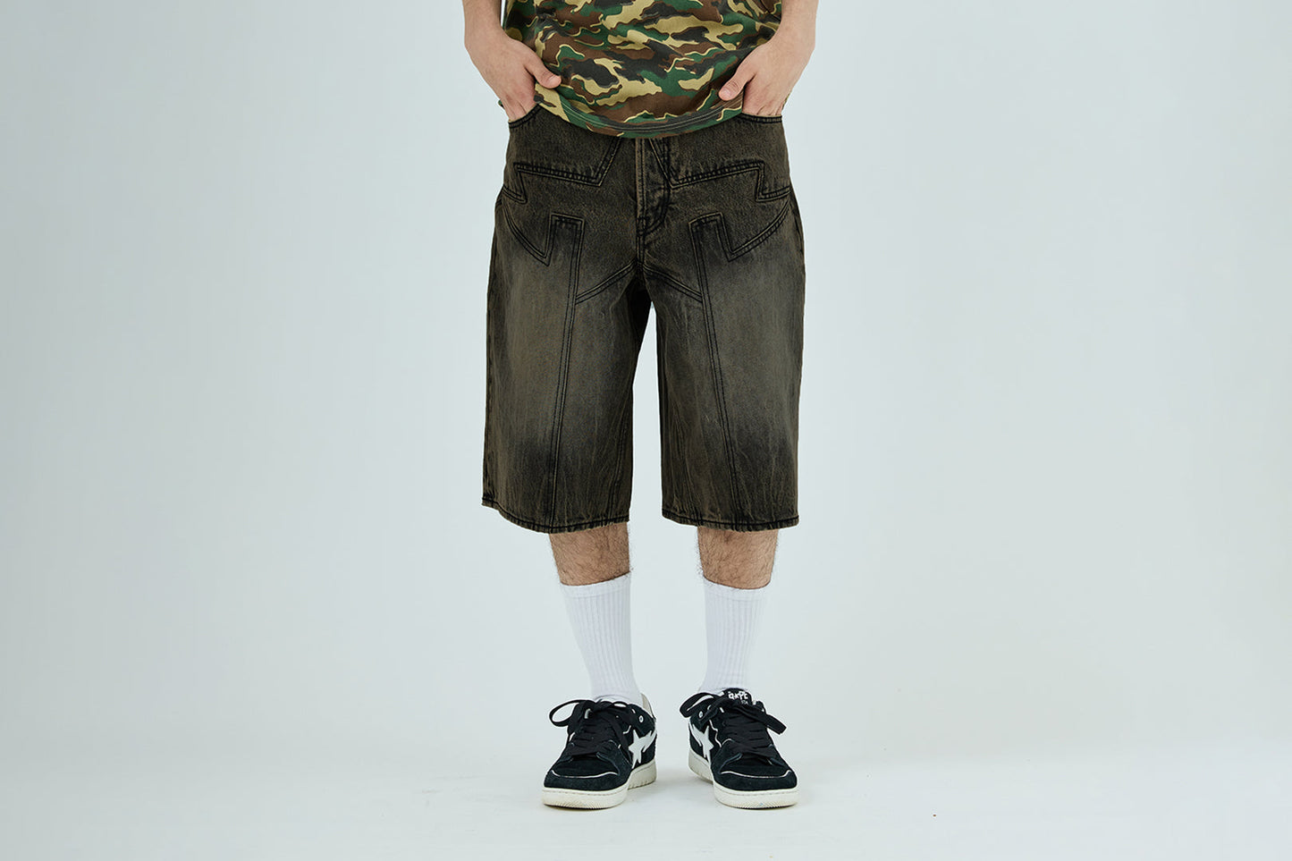 BAPE STA PATCH 13 OZ 放鬆版牛仔短褲