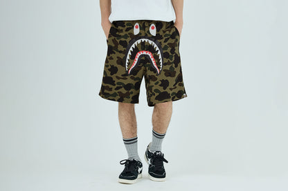 BAPE 1ST CAMO SHARK 短版運動褲