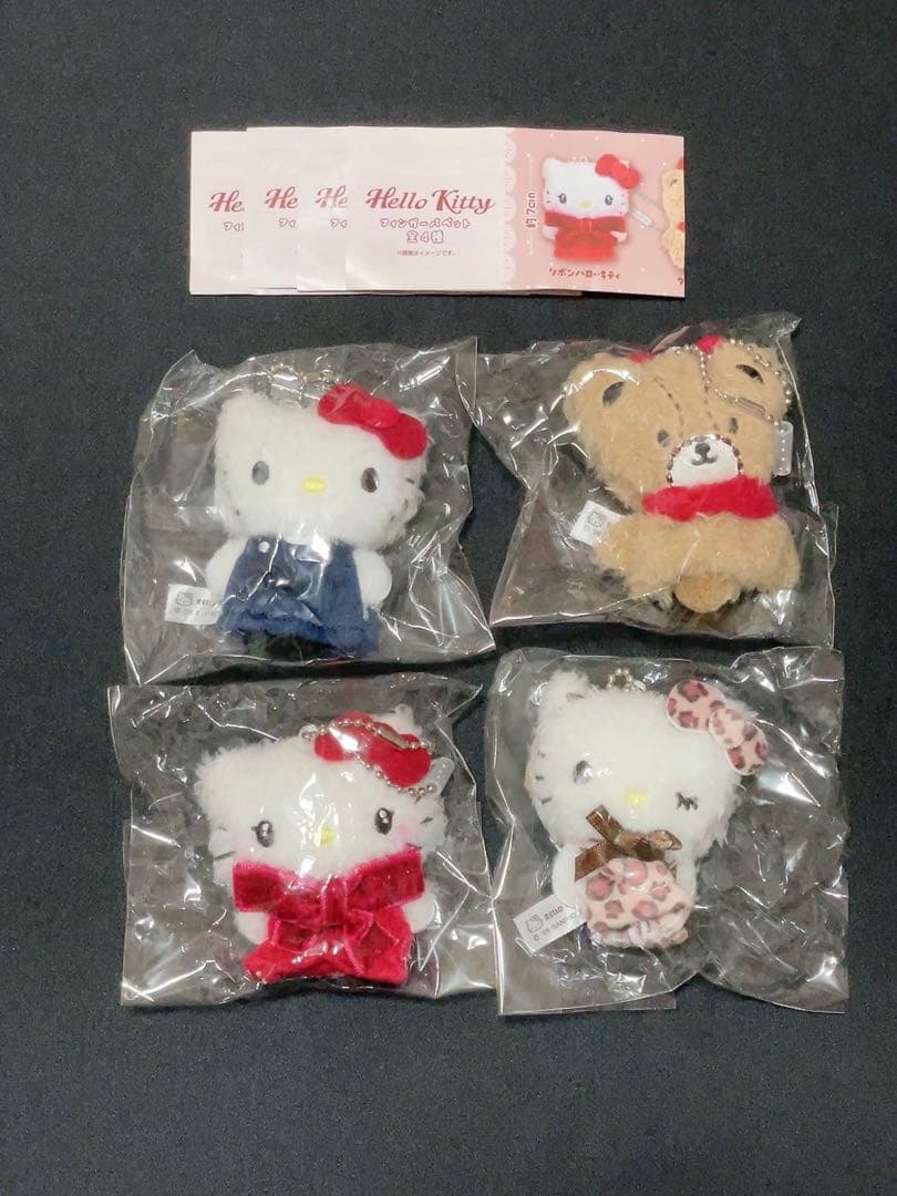 日本代購｜哈囉凱蒂 哈囉凱蒂 手指偶 - 全4種完整套裝｜Mercari