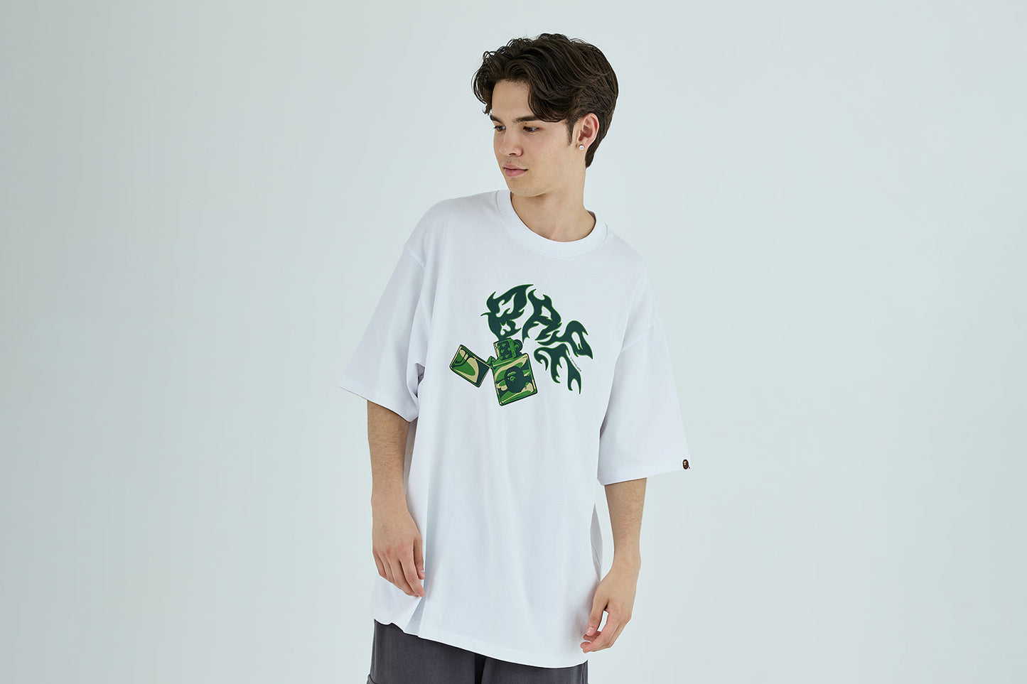 BAPE 打火機放鬆版T恤