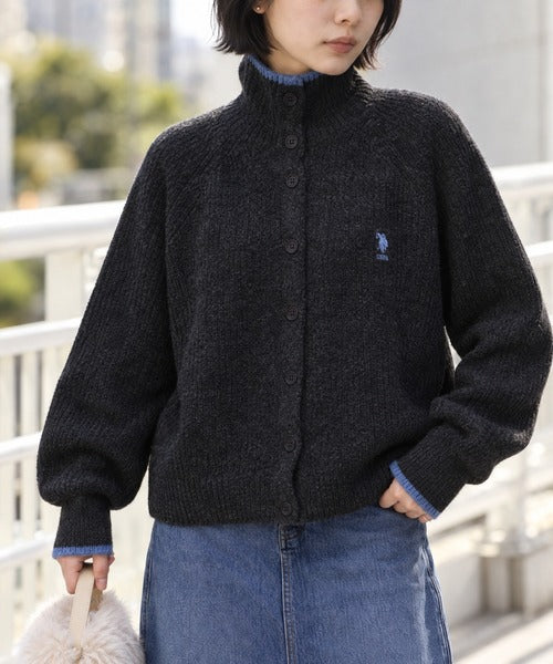 日本代購｜U.S. POLO ASSN. U.S. POLO ASSN.（ユーエスポロアッスン） カーディガン 別注 ロゴ刺繍 配色ライン ハイネックニットカーディガン レディース【ライトグレー / L】｜ZOZOTOWN