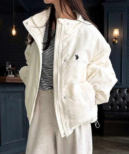 日本代購｜U.S. POLO ASSN. U.S. POLO ASSN.（ユーエスポロアッスン） ブルゾン アウター 「新色追加」GeeRA別注「U.S. POLO ASSN.」モンスター中綿ブルゾン レディース【アイボリー / M】｜ZOZOTOWN