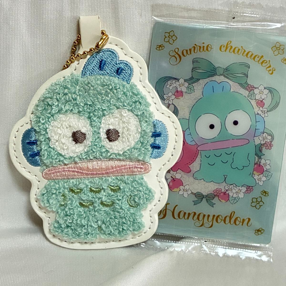 日本代購｜卡片夾 - 哈啾小魚名片夾 相良刺繡 鍵圈 兩件組｜Paypayfleamarket.yahoo