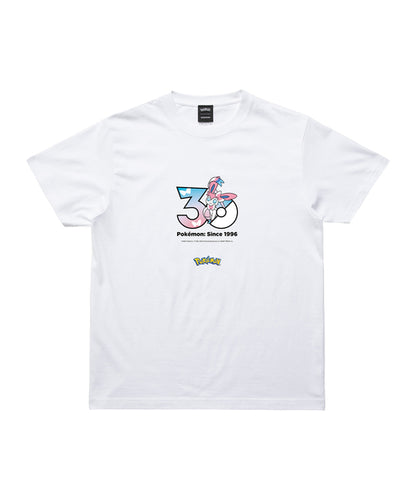 日本代購｜ZOZOSPOT 尼菲亞 T恤 - Pokemon 30周年 尼菲亞 半袖T恤｜ZOZOTOWN