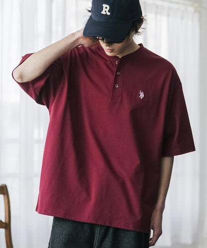 日本代購｜U.S. POLO ASSN. T恤 - 別注合作刺繡ヘンリーネック半袖T恤｜ZOZOTOWN