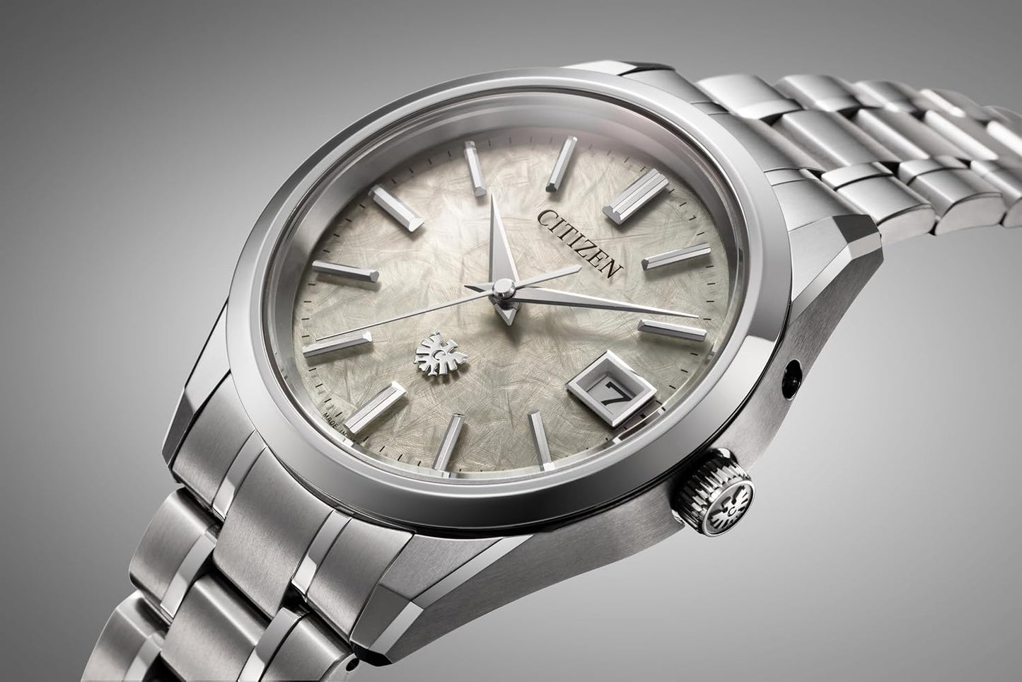 日本代購｜CITIZEN 腕錶 - 30周年紀念全球限量版 AQ4100-57C 腕錶｜Amazon JP