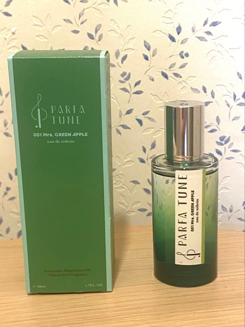 日本代購｜Mrs. GREEN APPLE 香水 - 美品 Mrs. GREEN APPLE 香水 001｜Mercari