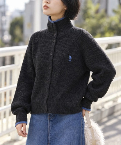 日本代購｜U.S. POLO ASSN. U.S. POLO ASSN.（ユーエスポロアッスン） カーディガン 別注 ロゴ刺繍 配色ライン ハイネックニットカーディガン レディース【ライトグレー / L】｜ZOZOTOWN