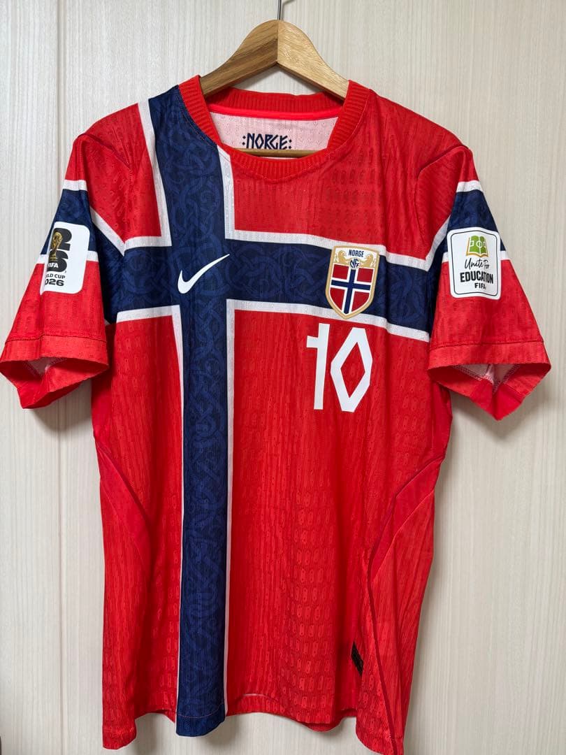 日本代購｜未知 運動服 - 挪威代表隊烏德高爾10號主場運動服 L碼｜Mercari