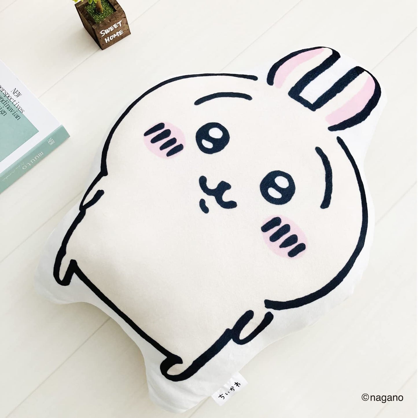 MORIPiLO Morishita Bantal ちいかわ Kelinci 30X35Cm Boneka Katun Bantal Beberapa Hal Kecil dan Lucu Barang Karakter Beige 4620767