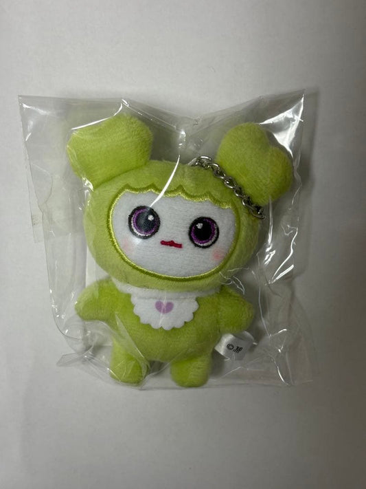 日本代購｜TWICE 包包吊飾 - 新品未開封 包包吊飾｜Mercari