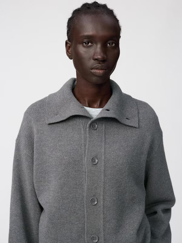 日本代購｜UNIQLO 外套 - 灰色卡拉外套｜UNIQLO