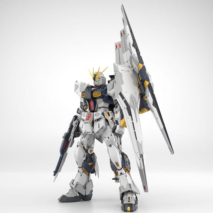 日本代購｜萬代 ν鋼彈 模型 - PG UNLEASHED ν鋼彈 1/60模型｜Amazon JP
