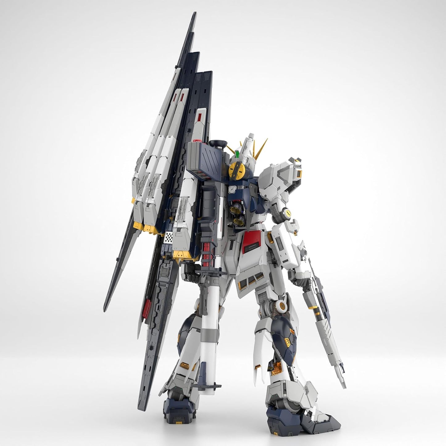 日本代購｜萬代 ν鋼彈 模型 - PG UNLEASHED ν鋼彈 1/60模型｜Amazon JP