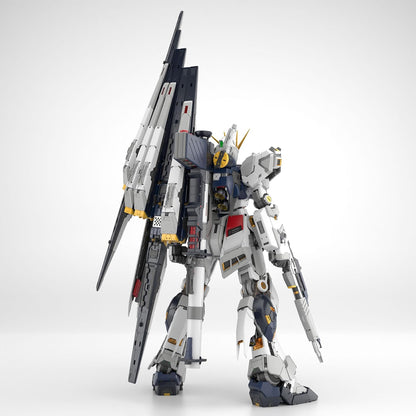 日本代購｜萬代 ν鋼彈 模型 - PG UNLEASHED ν鋼彈 1/60模型｜Amazon JP
