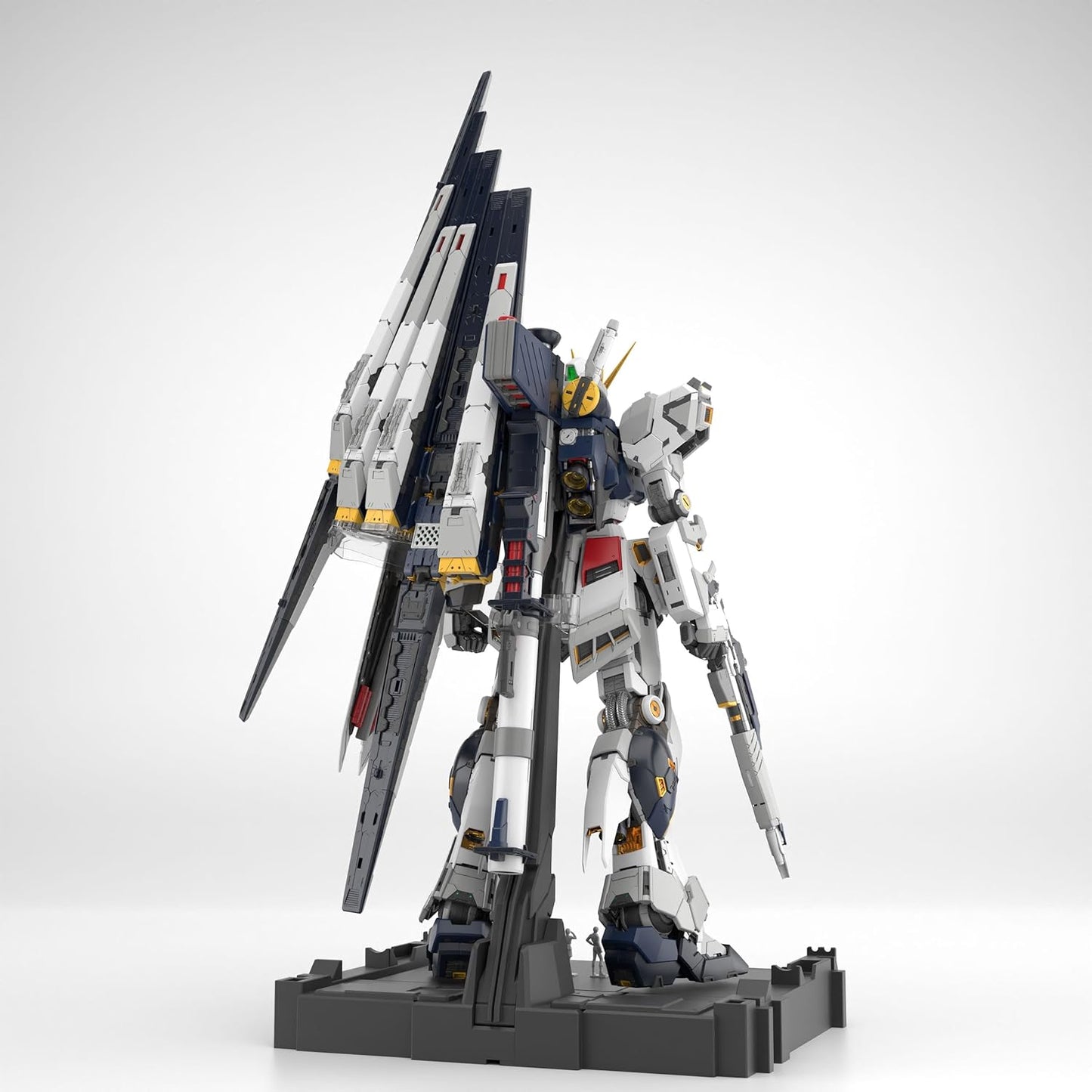 日本代購｜萬代 ν鋼彈 模型 - PG UNLEASHED ν鋼彈 1/60模型｜Amazon JP