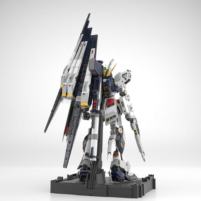 日本代購｜萬代 ν鋼彈 模型 - PG UNLEASHED ν鋼彈 1/60模型｜Amazon JP